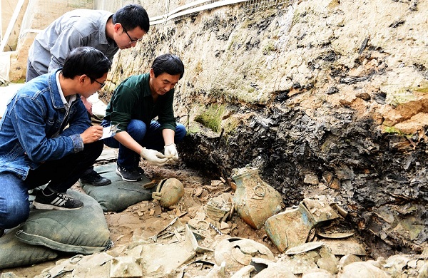 Mausoleum site holds clues of China's evolution