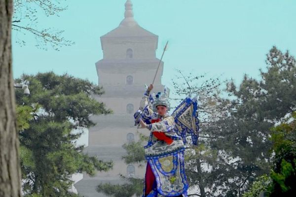 Appreciate the beauty of intangible cultural heritages in Shaanxi