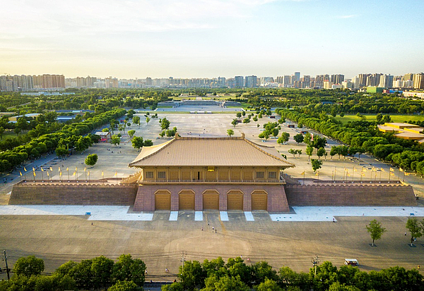 西安大明宫遗址公园.jpg