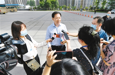 In pics: 5th session of 16th Xi'an Municipal People's Congress