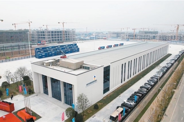 Xi'an Terminal witnesses flourishing trade between Shaanxi, Kazakhstan