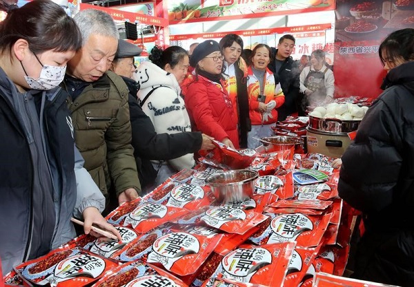 Xi'an Spring Festival Goods Fair a hit among locals